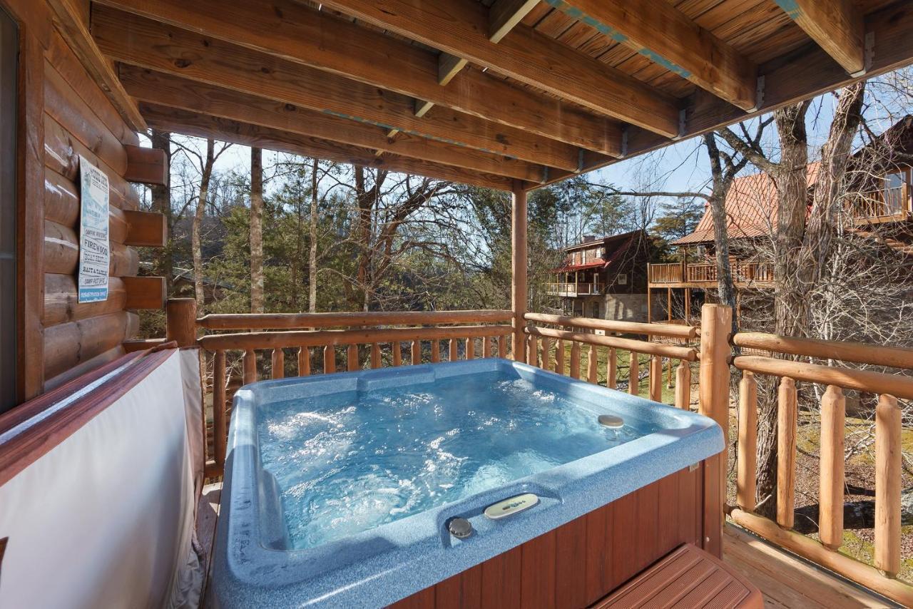 Moose Tracks Cabin Villa Pigeon Forge Exterior photo